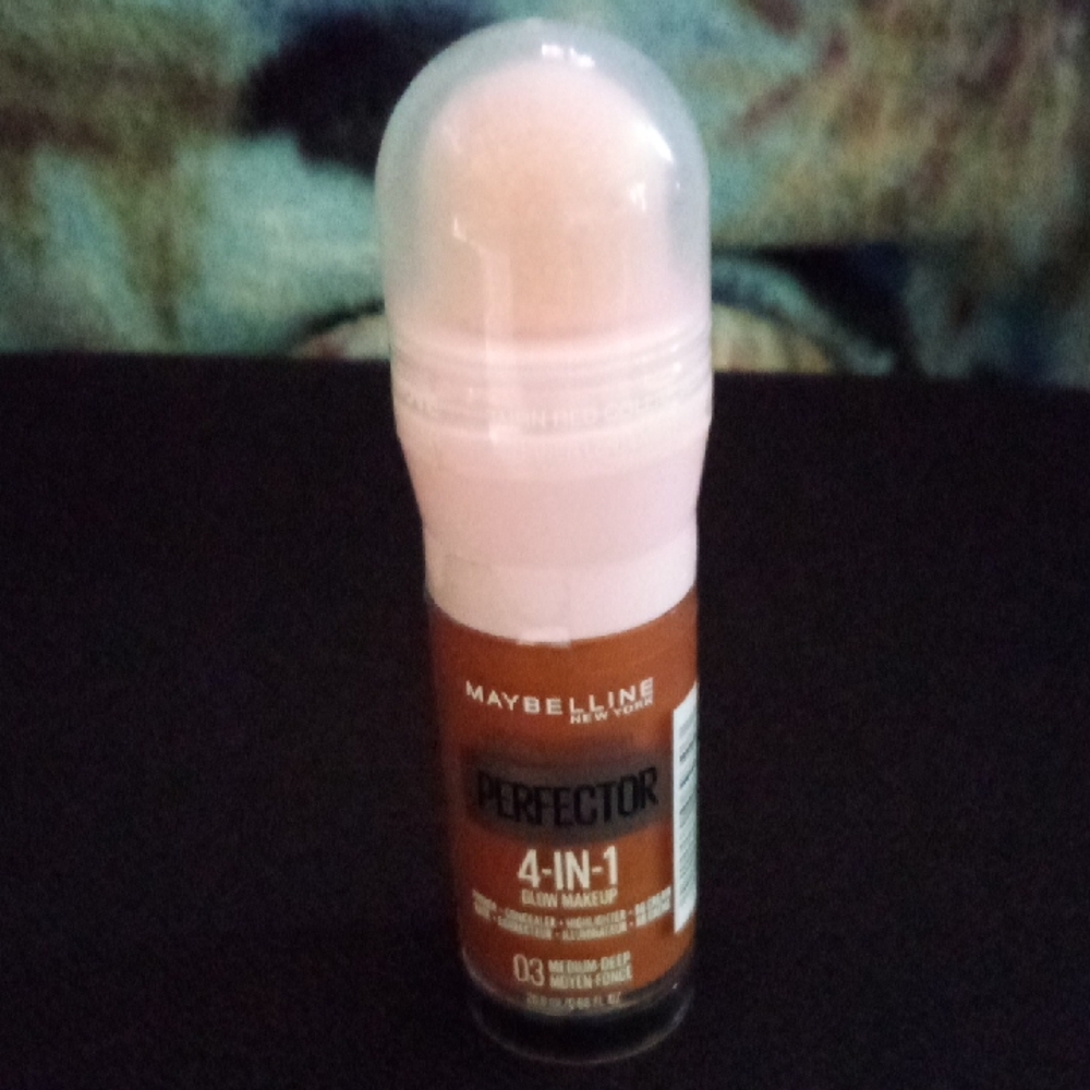 Maybelline 4-in-1 Glow Makeup Concealer - Medium Deep